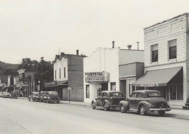 Crystal Theatre - 1940S From Paul (newer photo)